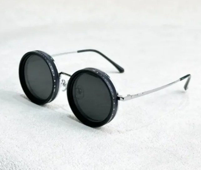 Circle Shades Solara